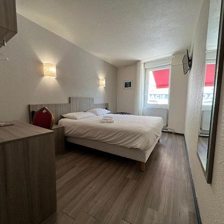 Hotel Le Foirail 菲雅克 外观 照片