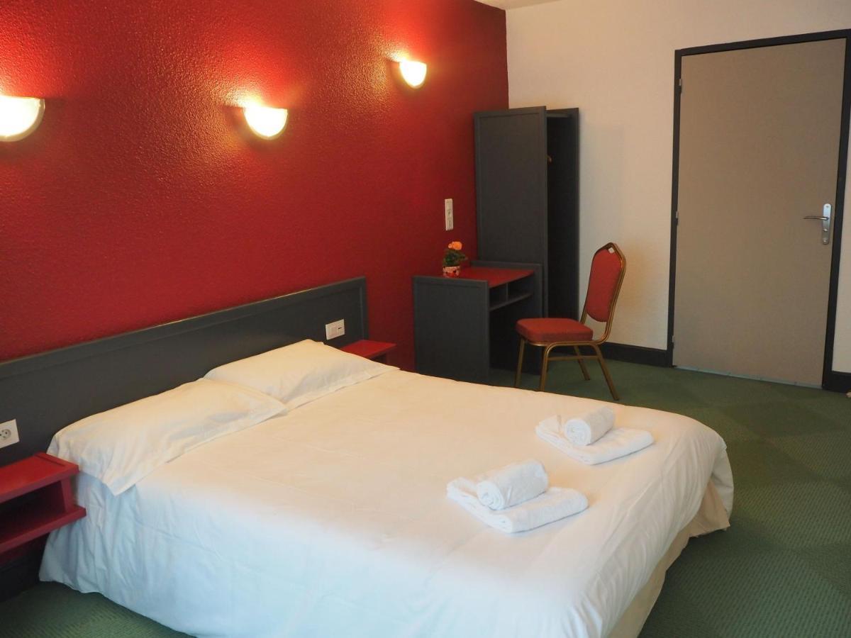 Hotel Le Foirail 菲雅克 外观 照片