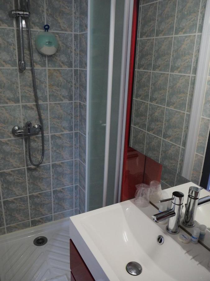 Hotel Le Foirail 菲雅克 外观 照片