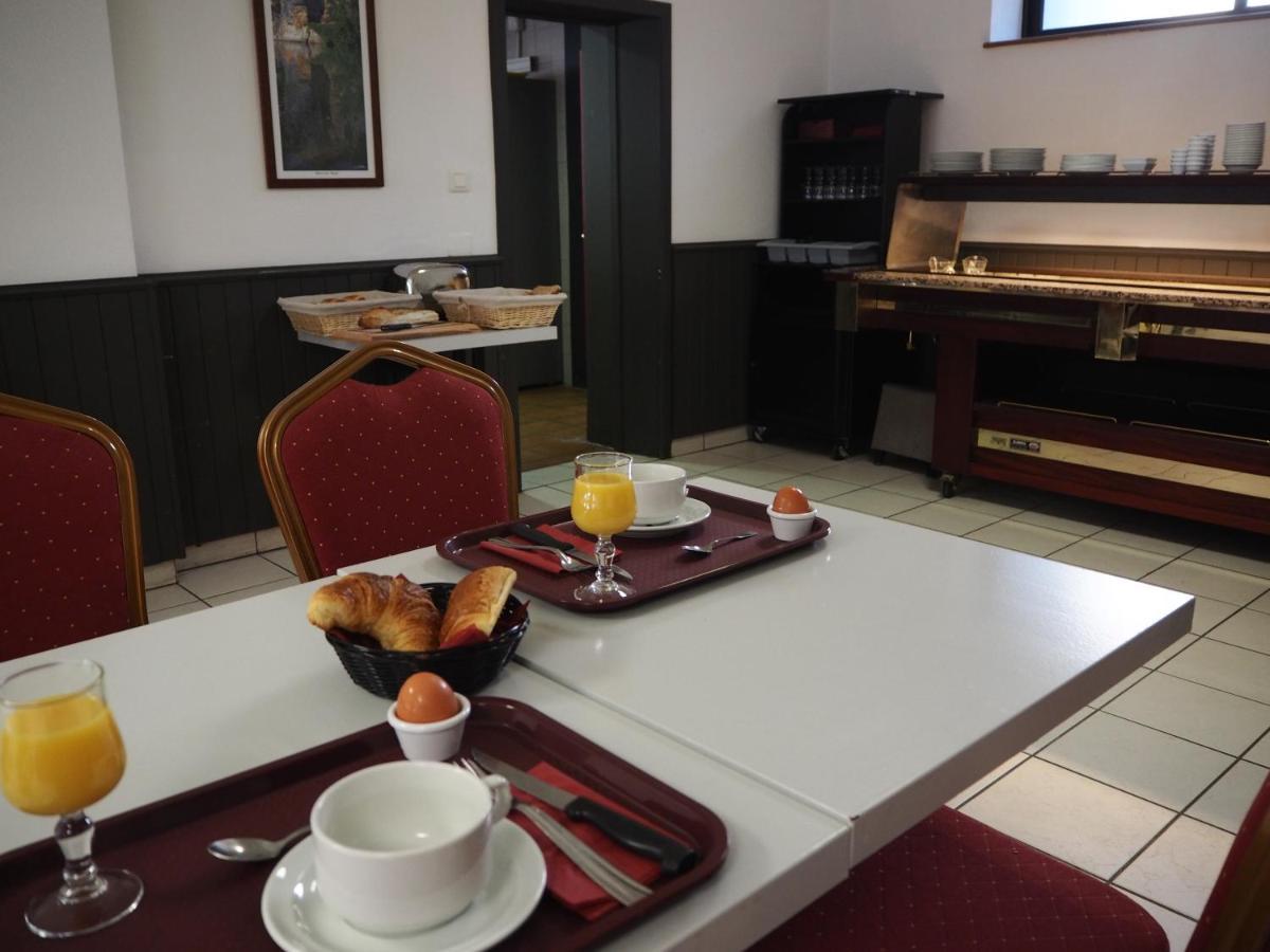 Hotel Le Foirail 菲雅克 外观 照片